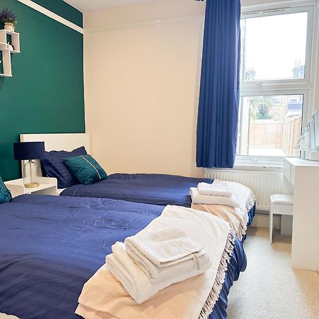 Beautiful 2 Bedroom With Private Garden In Wimbledon - Minutes From Central Лондон Екстер'єр фото