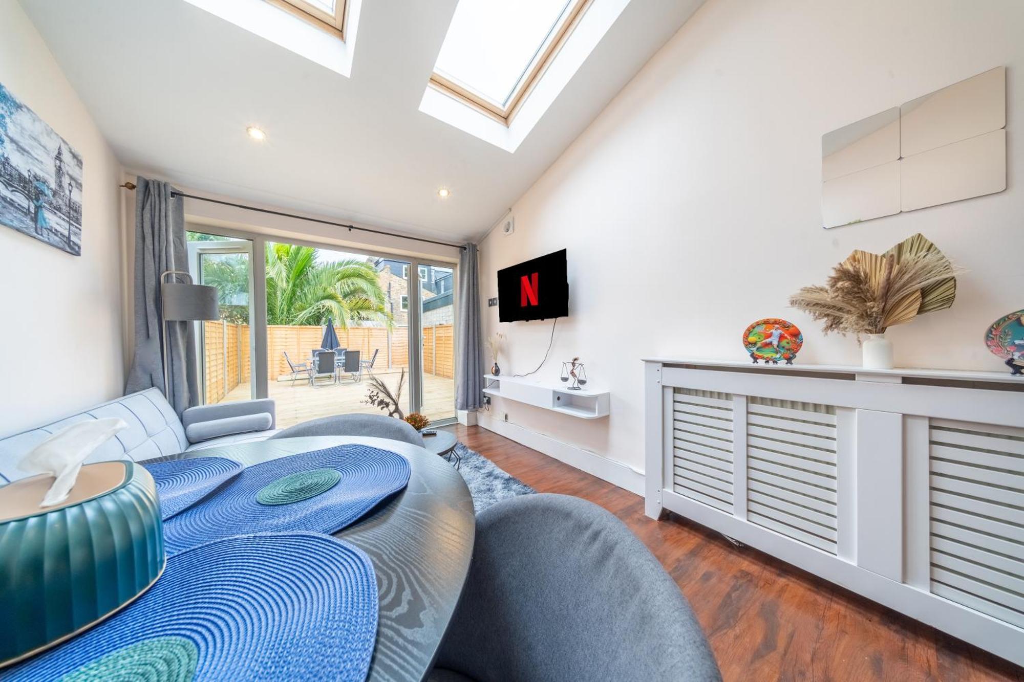 Beautiful 2 Bedroom With Private Garden In Wimbledon - Minutes From Central Лондон Екстер'єр фото